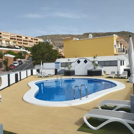 Vila Paloma Roque Del Conde *